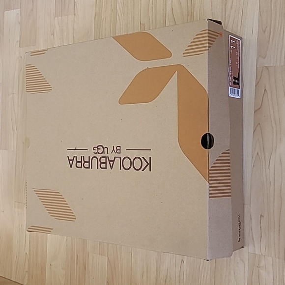 Koolaburra By Ugg Cardboard Big Shoe Box Size 11 16 1/2"×14 1/2"×5" - Picture 2 of 5